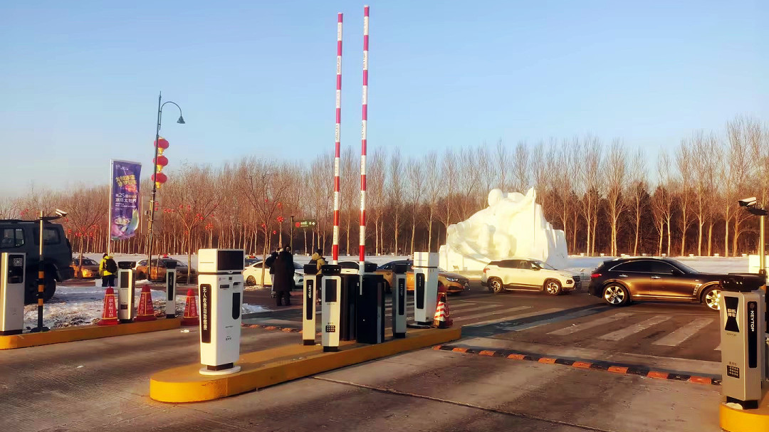 “爾濱”強勢出圈，科拓智慧停車助力多個景區(qū)迎接“八方來客”